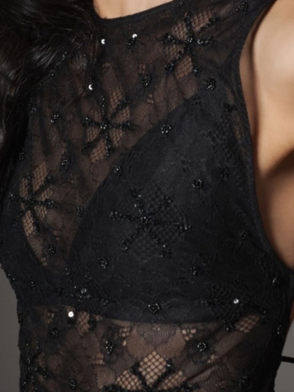 Price Firm Anthropologie Black Beaded Lace Cropped Tank - Picture 2 of 3